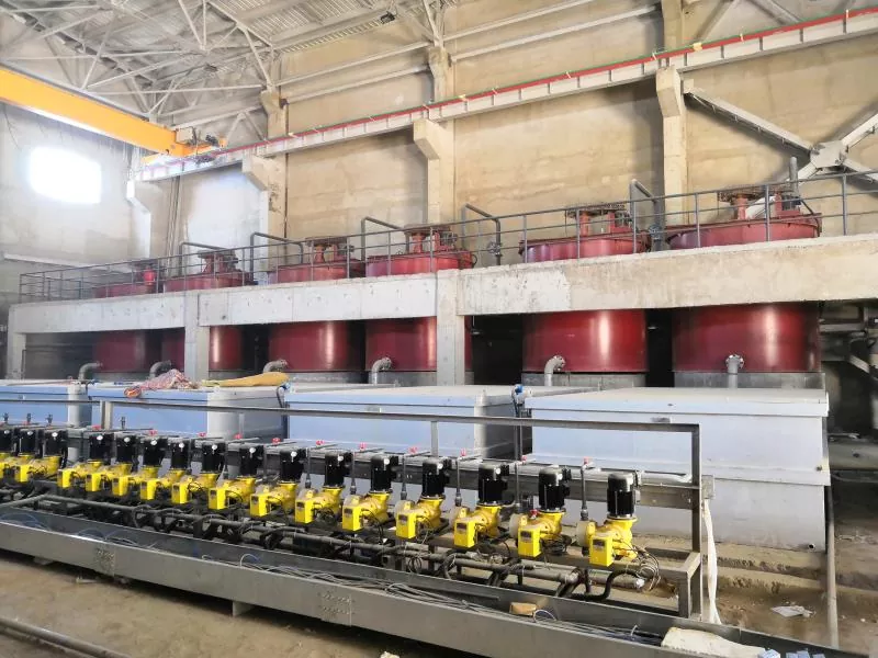 ¿Qué hace que un tanque de agitación sea esencial en la minería y el procesamiento modernos?